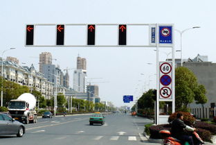 安徽合肥瑤海太陽能6米8米10米路燈鋰電池廠家亮10個小時